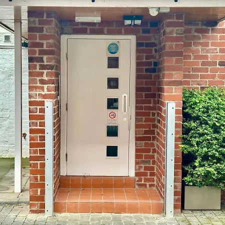 Riverside At Woodsmill Quay Apartment