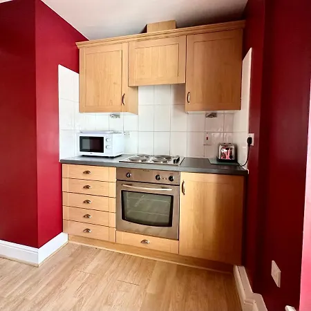 Riverside At Woodsmill Quay *